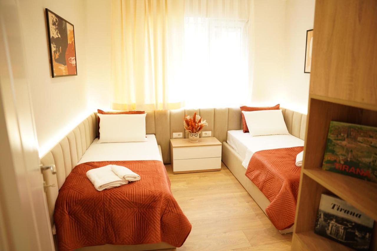 Feel Home Apartment Τίρανα Εξωτερικό φωτογραφία